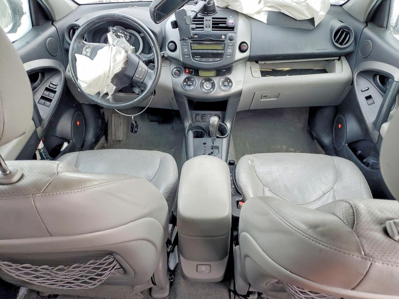 2011 TOYOTA RAV4