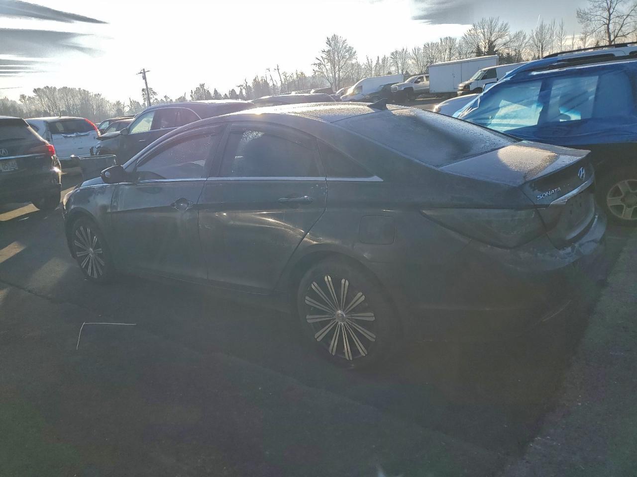 2011 HYUNDAI SONATA