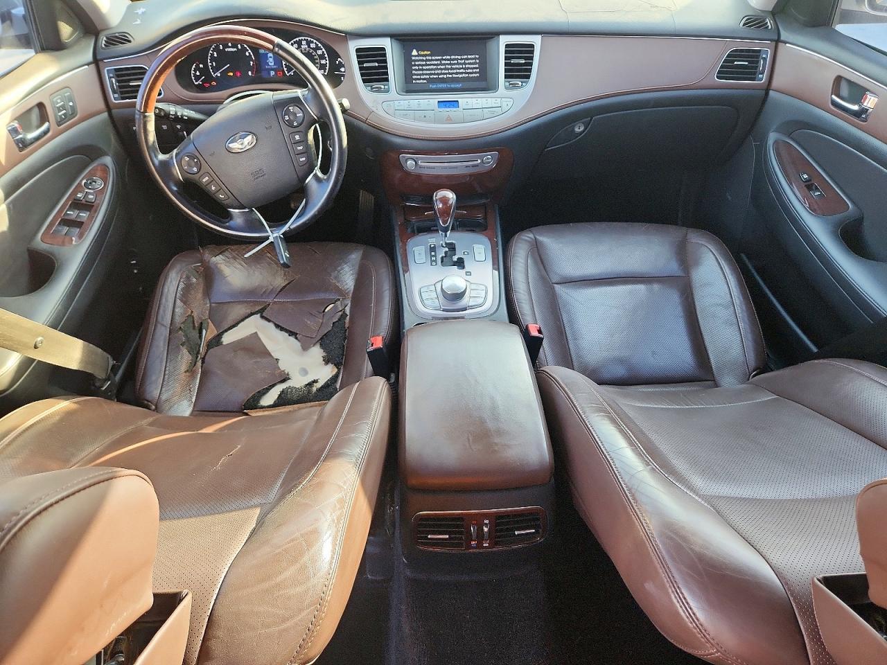 2011 HYUNDAI GENESIS