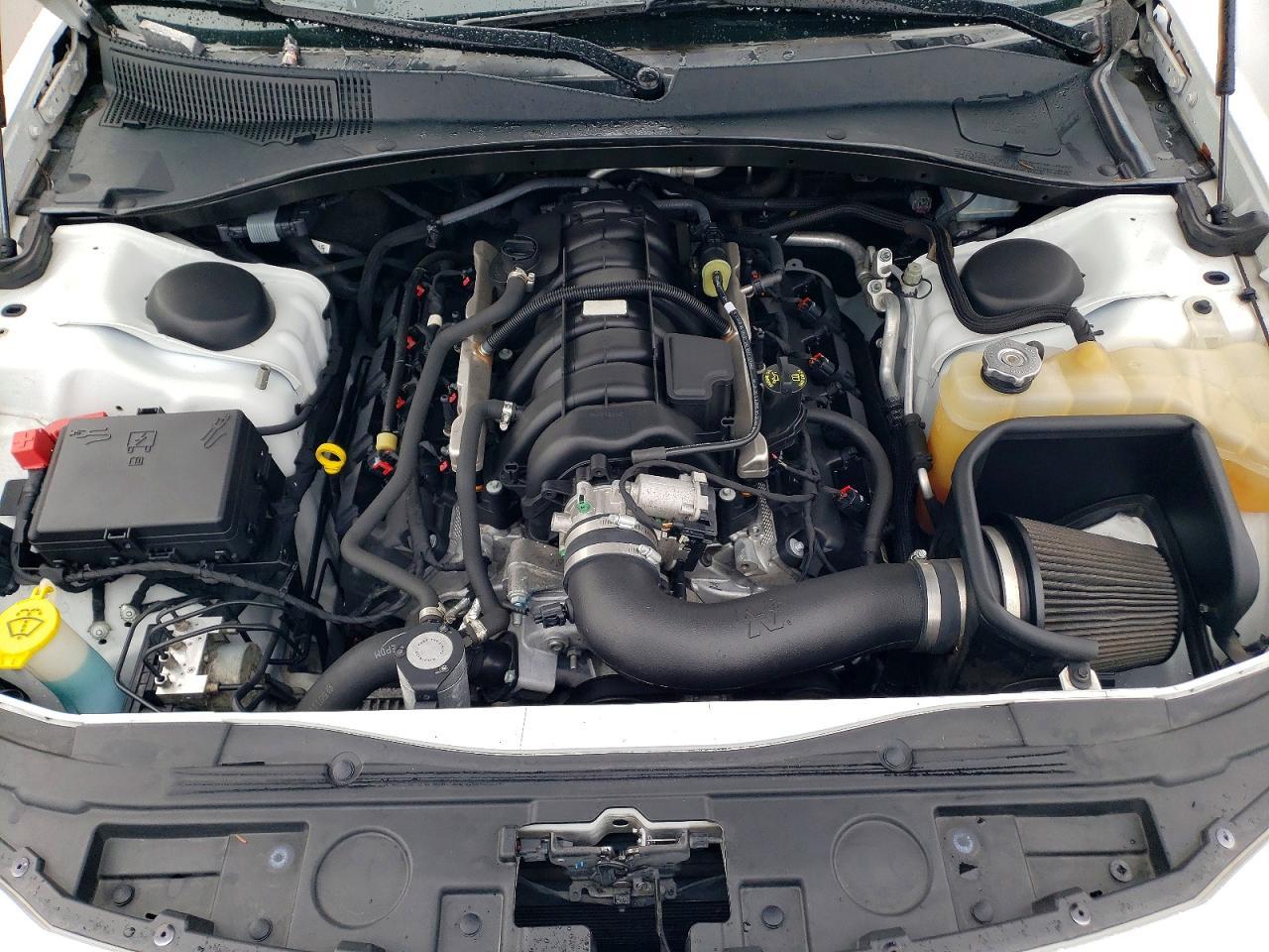 2019 CHRYSLER 300