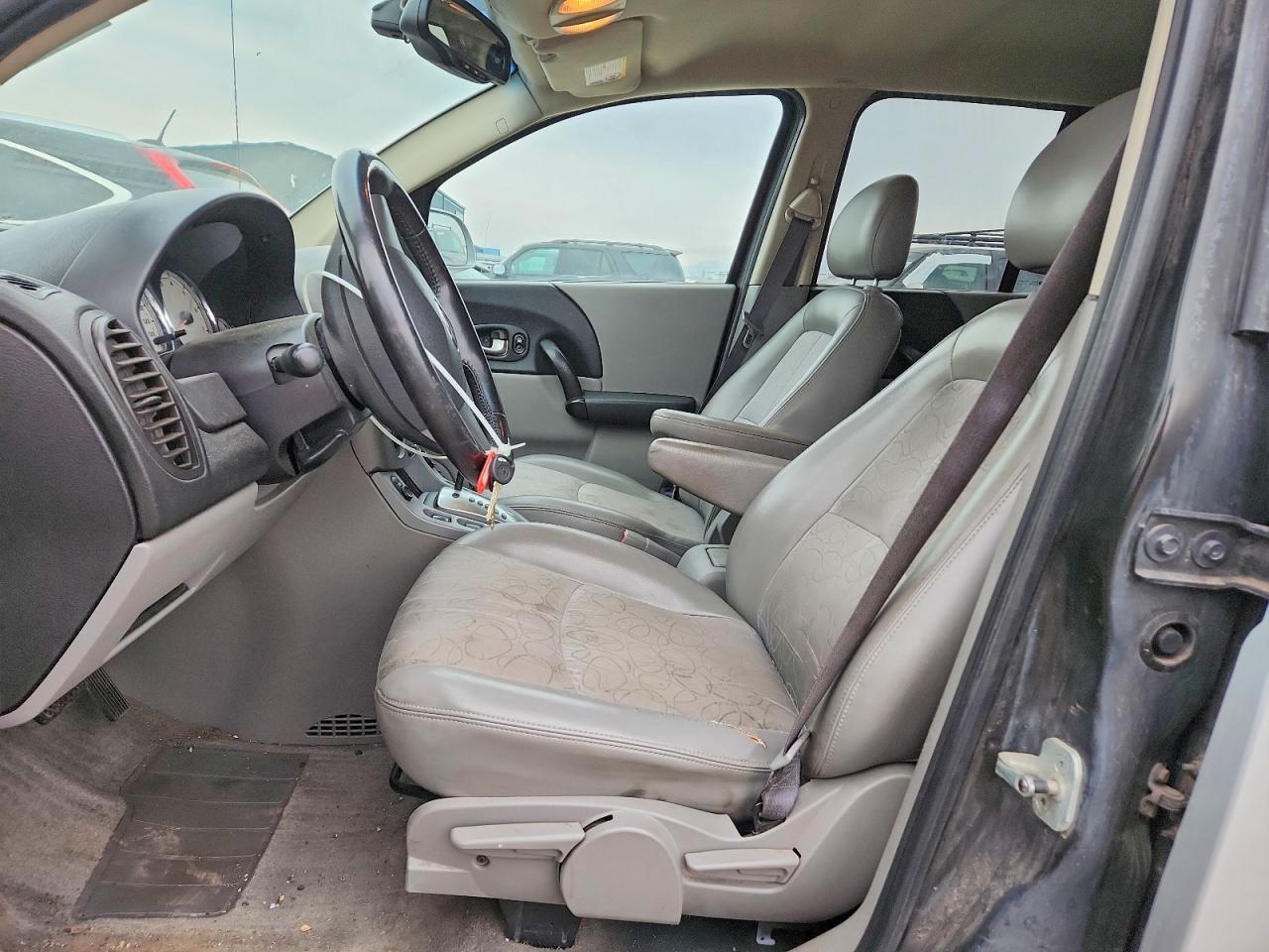 2005 SATURN Vue