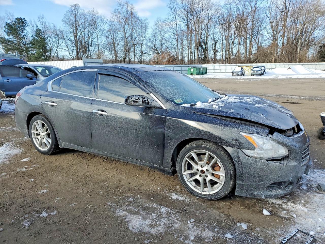 2009 NISSAN Maxima