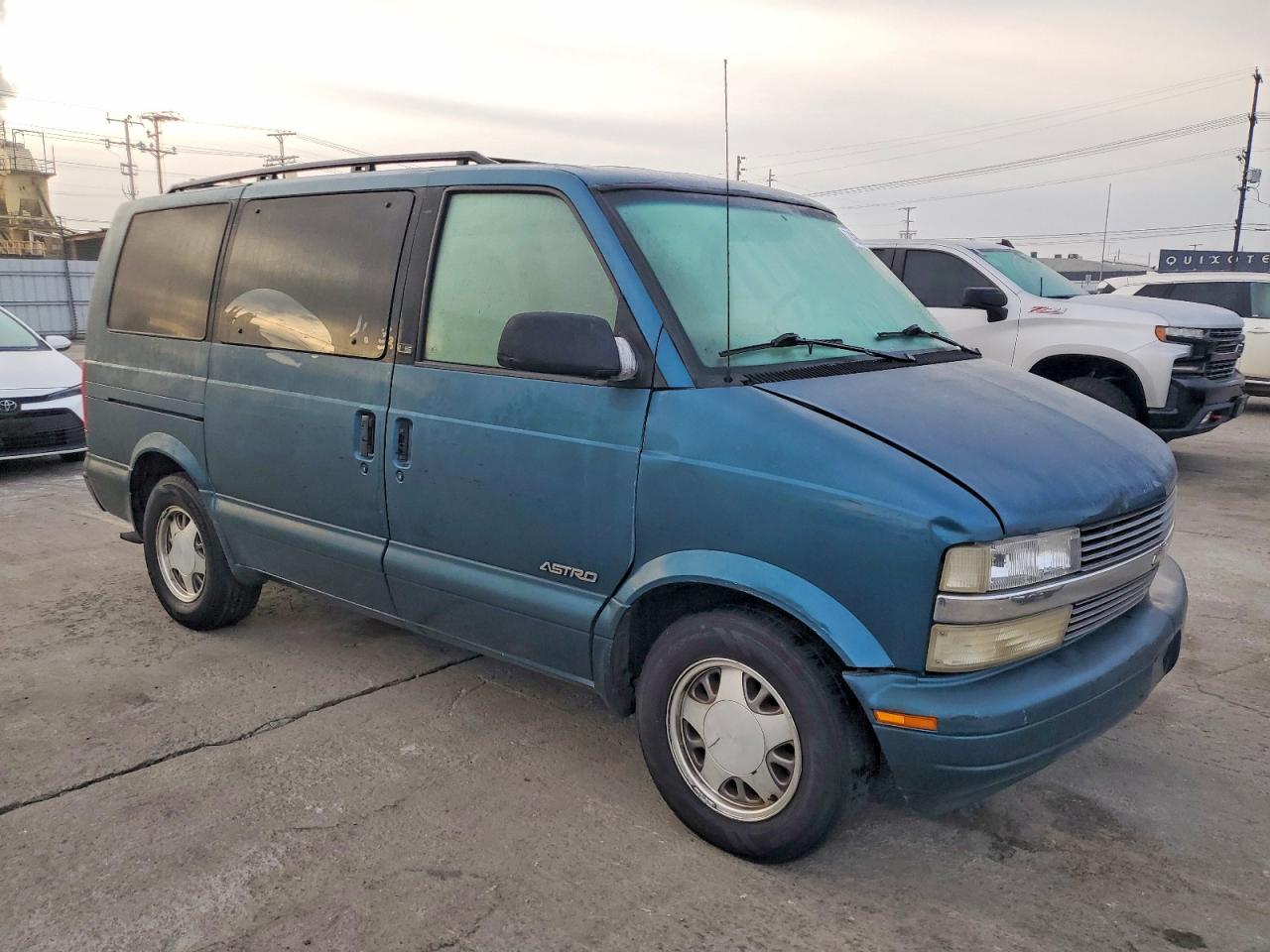 2000 CHEVROLET Astro