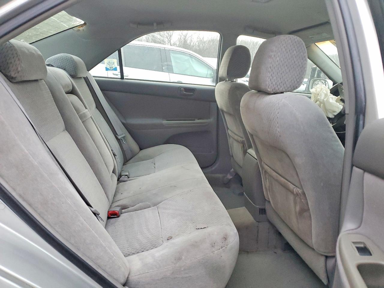 2004 TOYOTA CAMRY