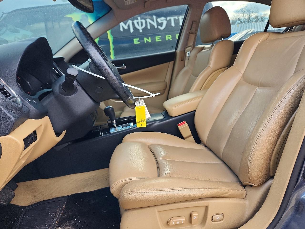 2009 NISSAN Maxima