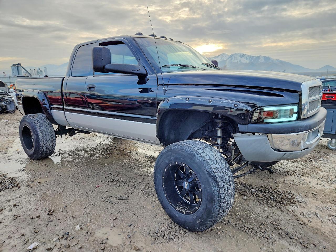 2001 DODGE Ram 2500