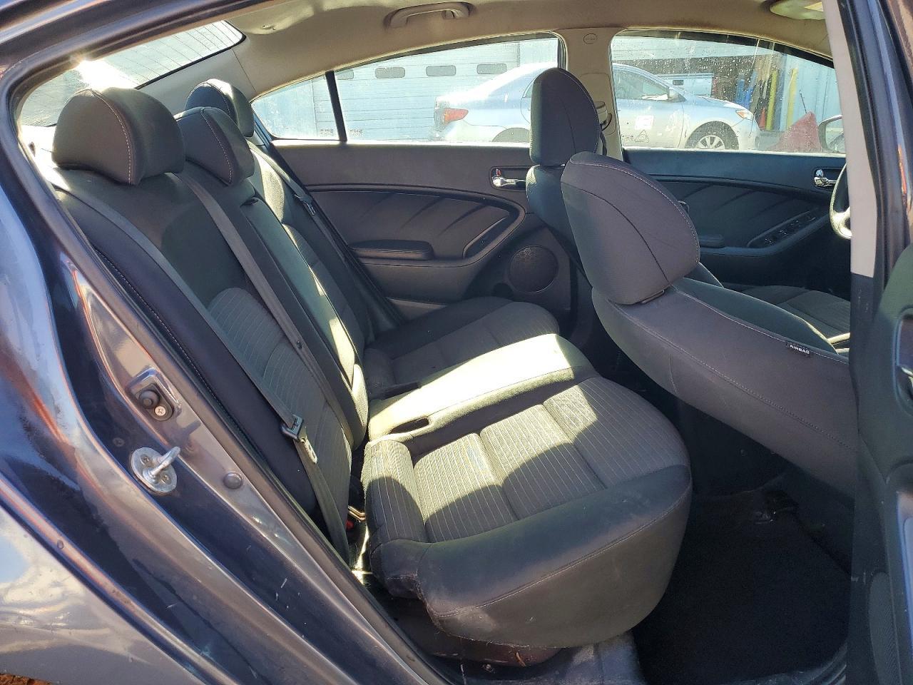 2015 KIA FORTE