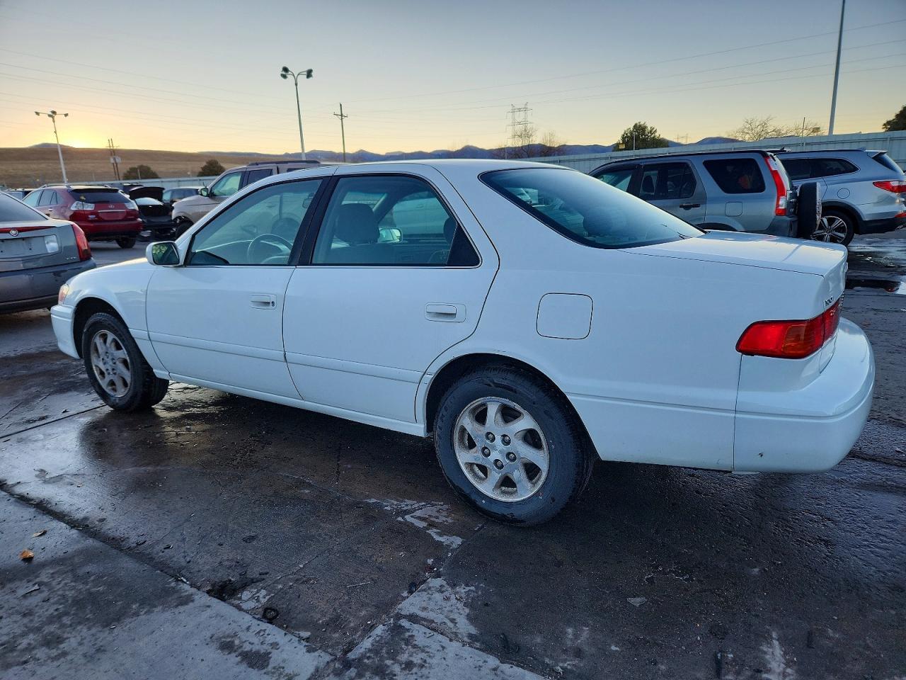 2000 TOYOTA CAMRY