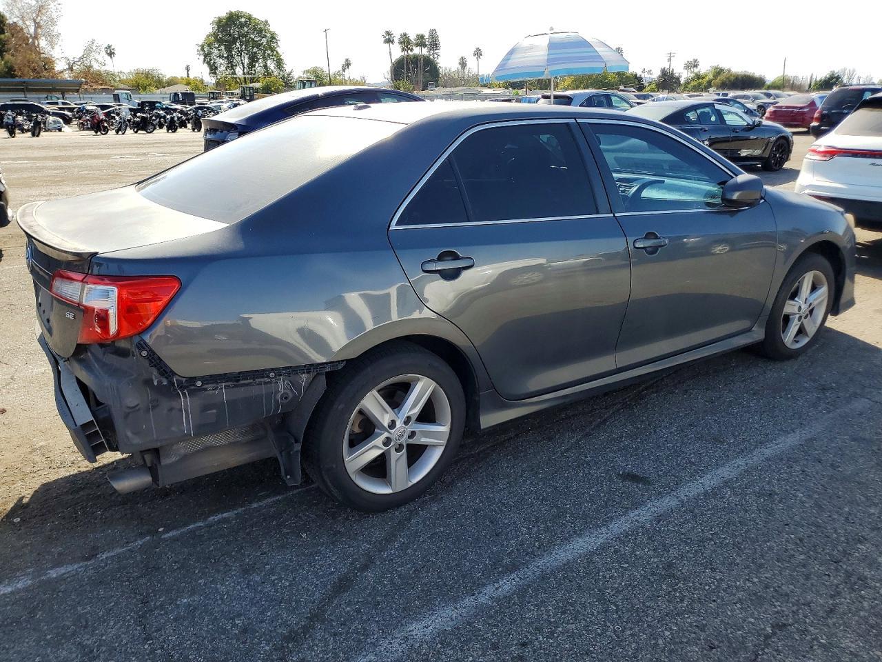 2012 TOYOTA CAMRY