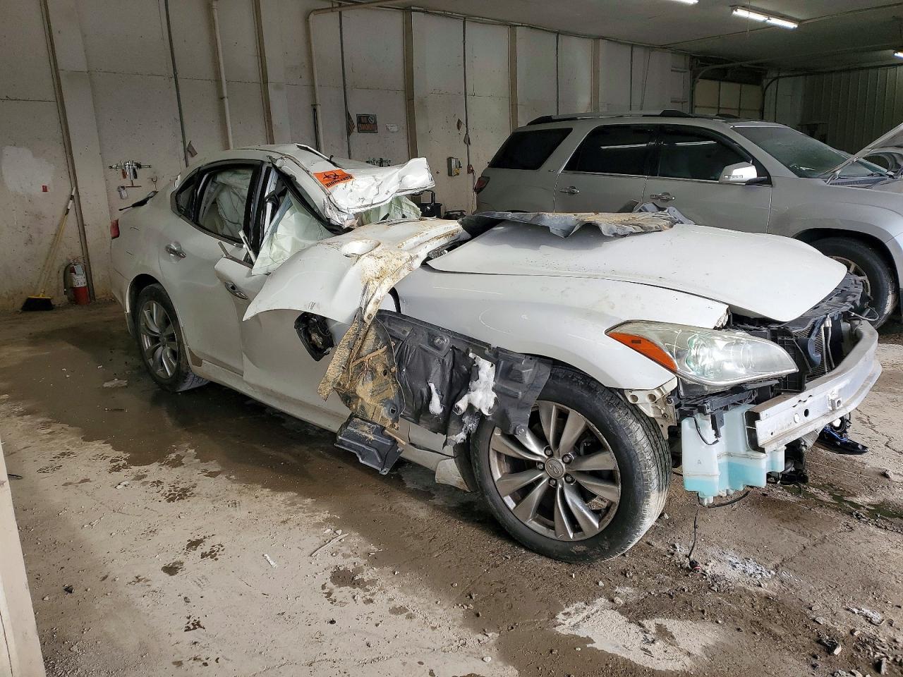 2012 INFINITI M37