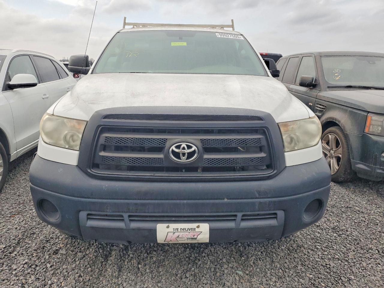 2011 TOYOTA TUNDRA