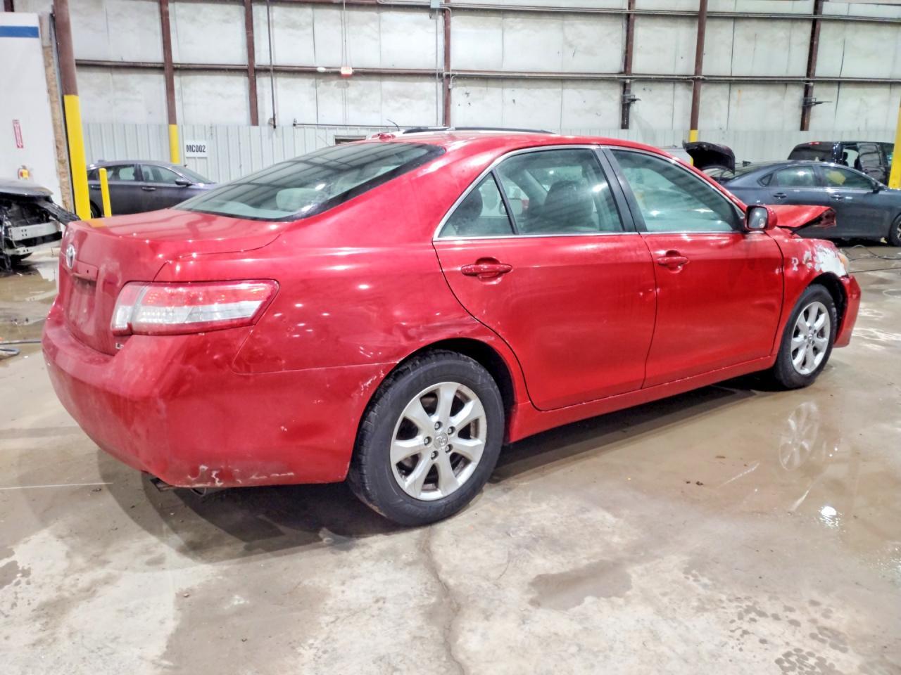 2011 TOYOTA CAMRY