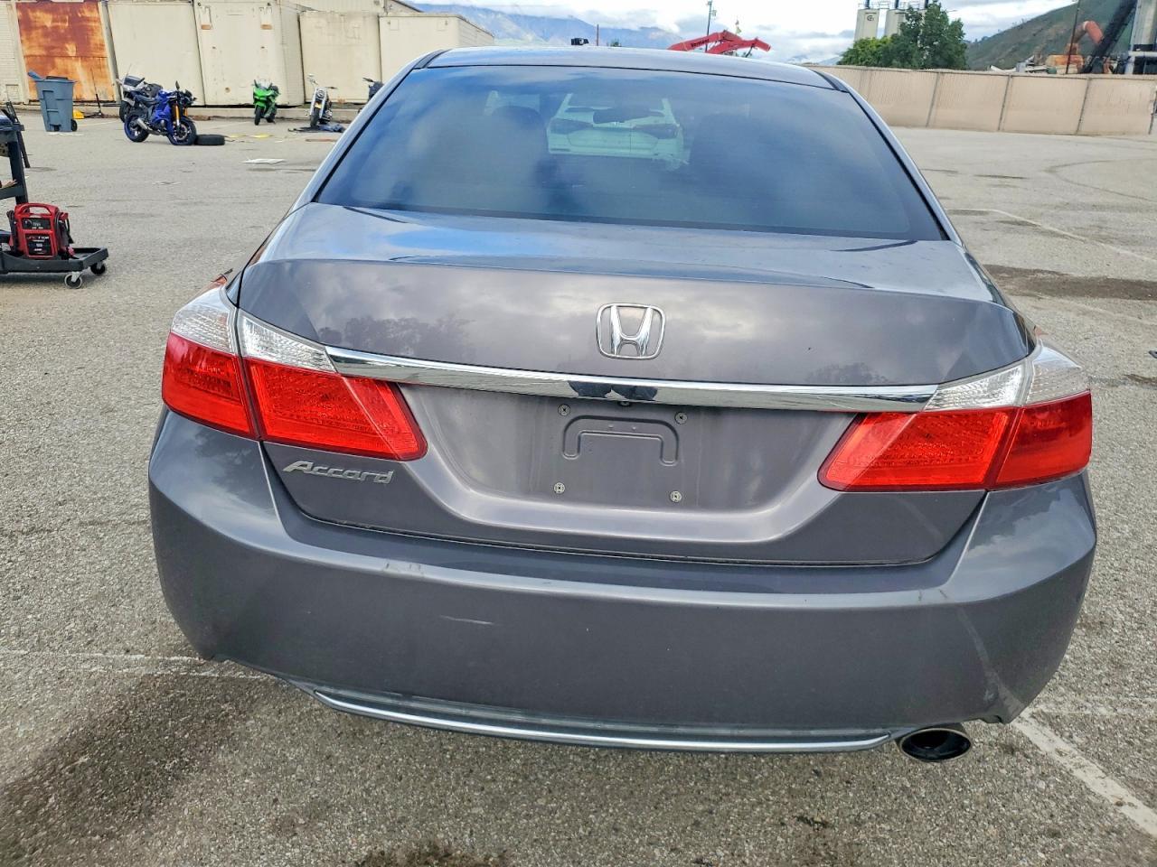 2015 HONDA ACCORD