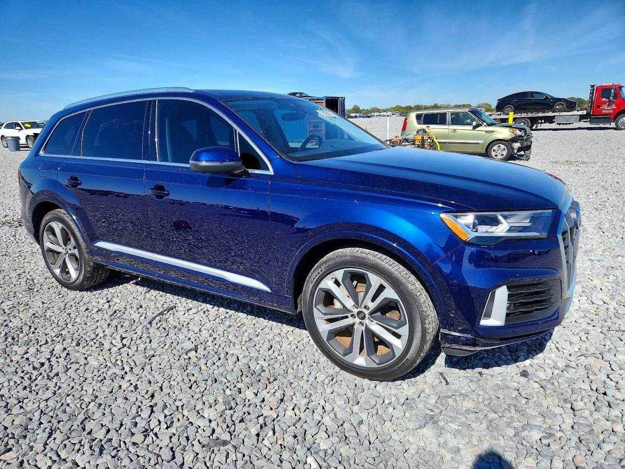 2022 AUDI Q7