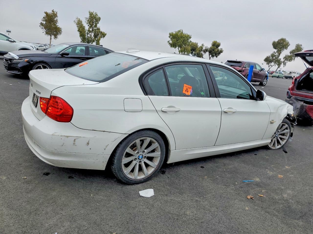 2011 BMW 3 SERIES