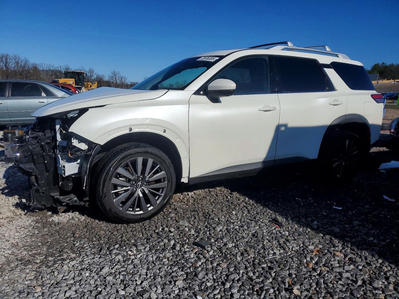 2024 NISSAN PATHFINDER