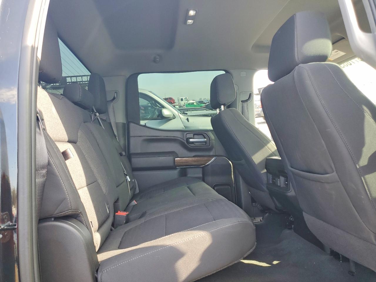 2022 CHEVROLET Silverado