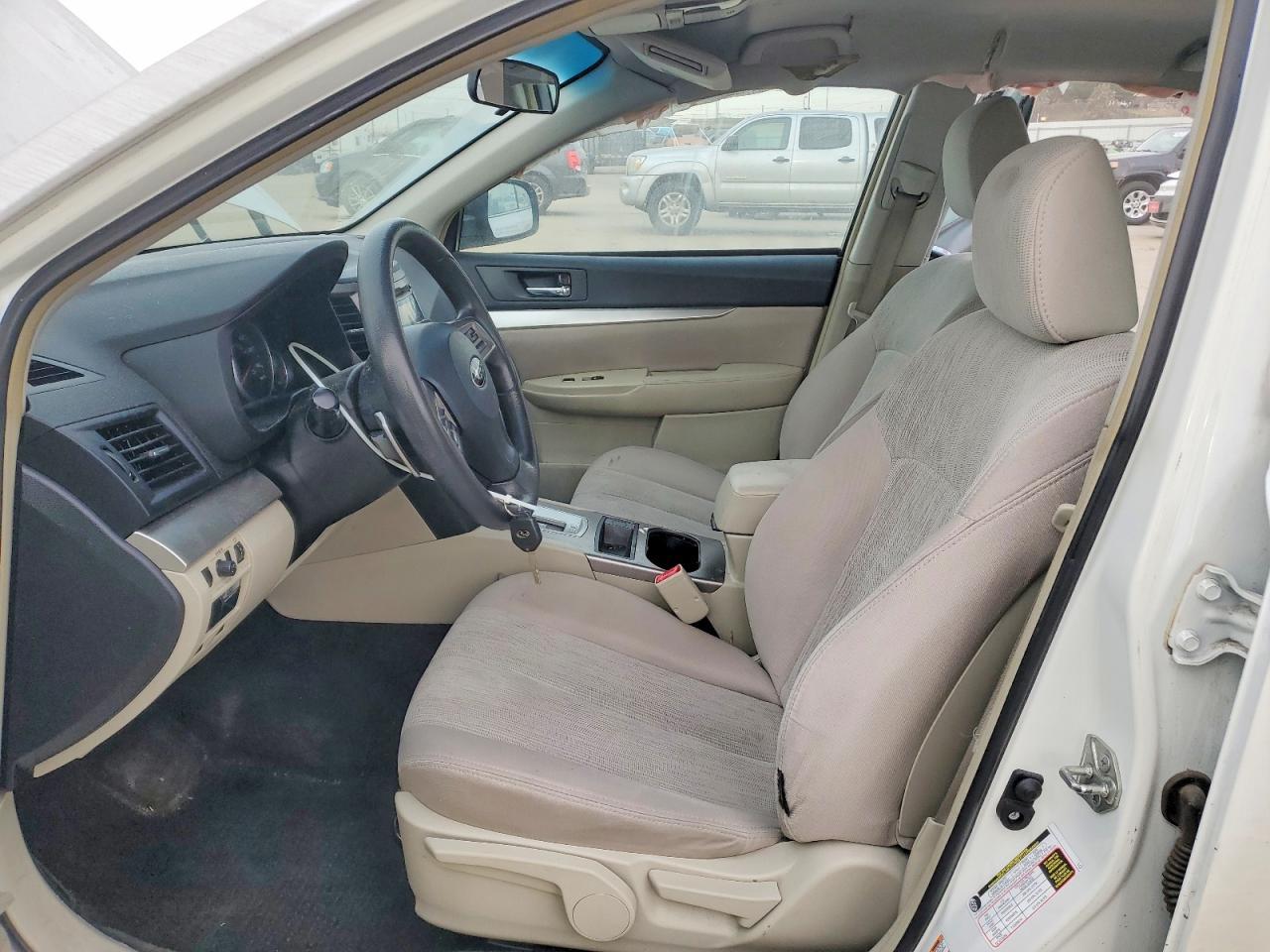 2013 SUBARU Legacy