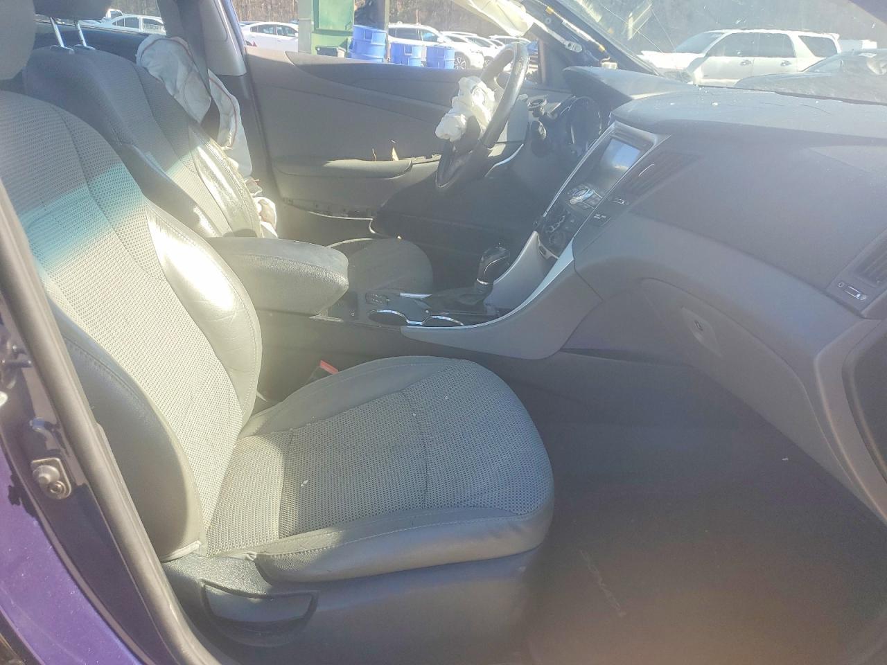 2013 HYUNDAI SONATA