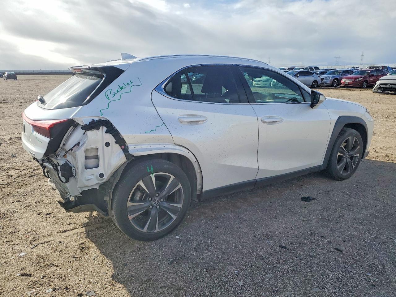 2021 LEXUS UX 200