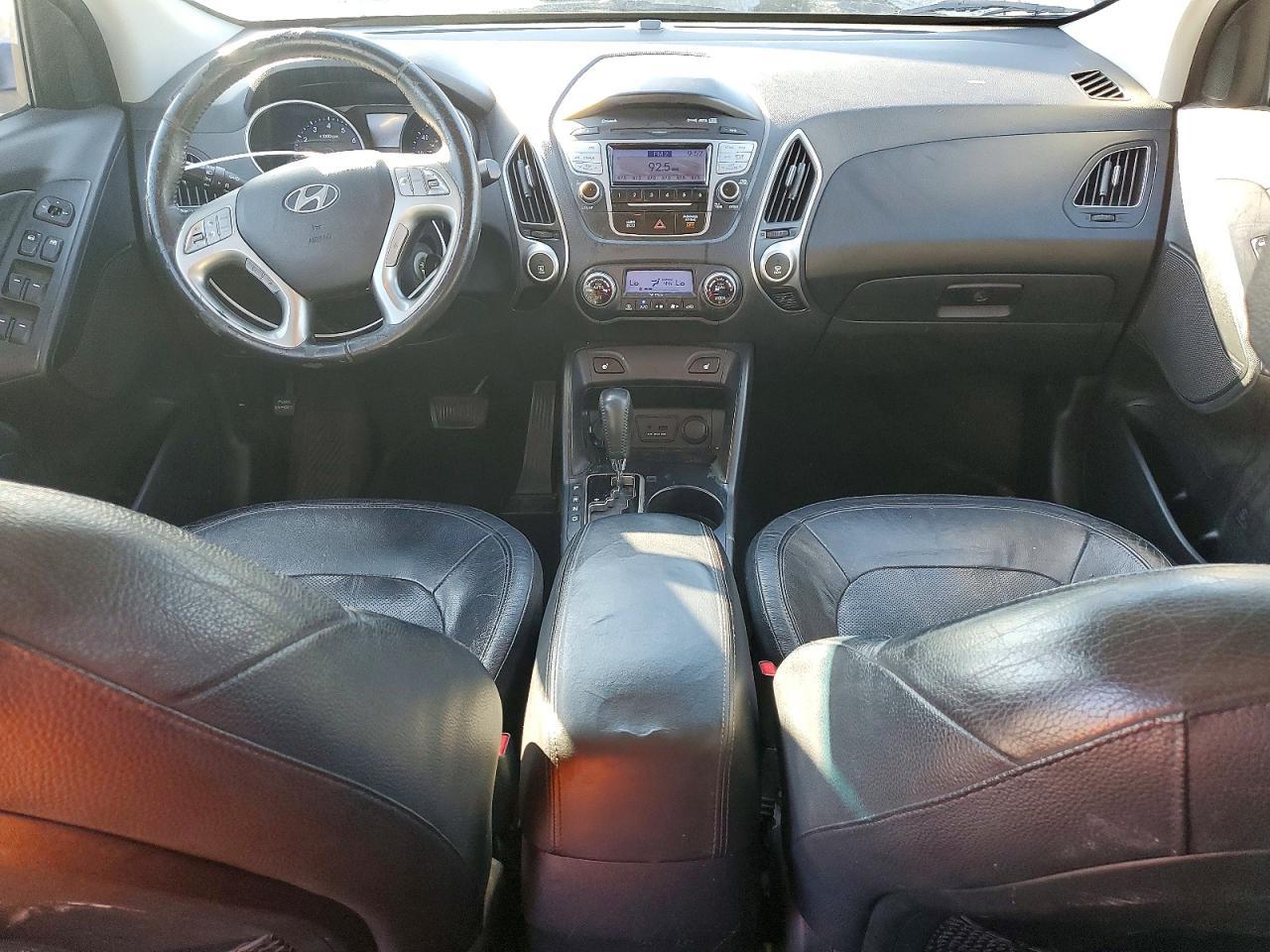 2012 HYUNDAI TUCSON