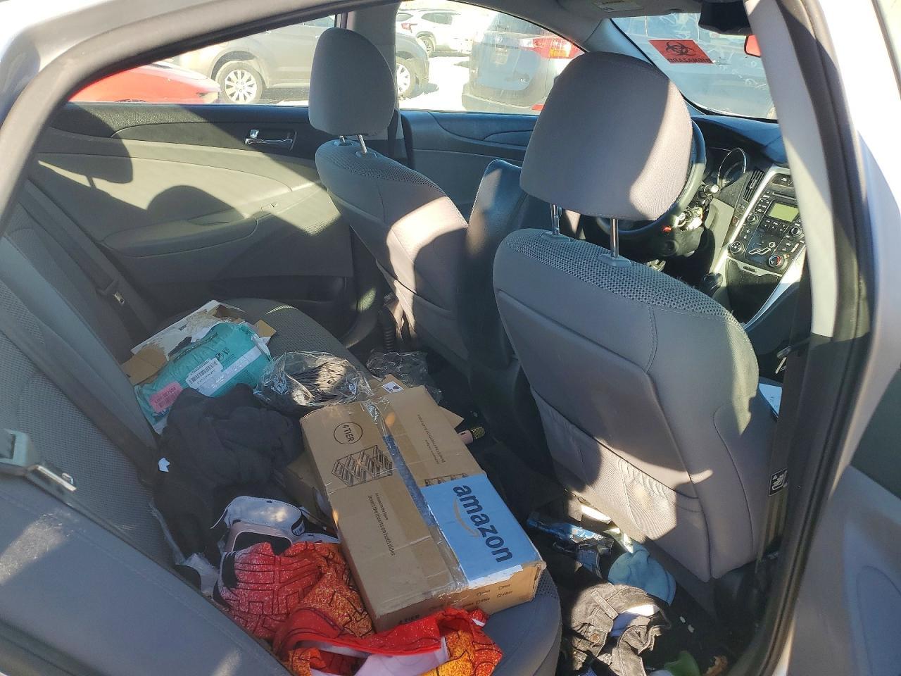 2011 HYUNDAI SONATA