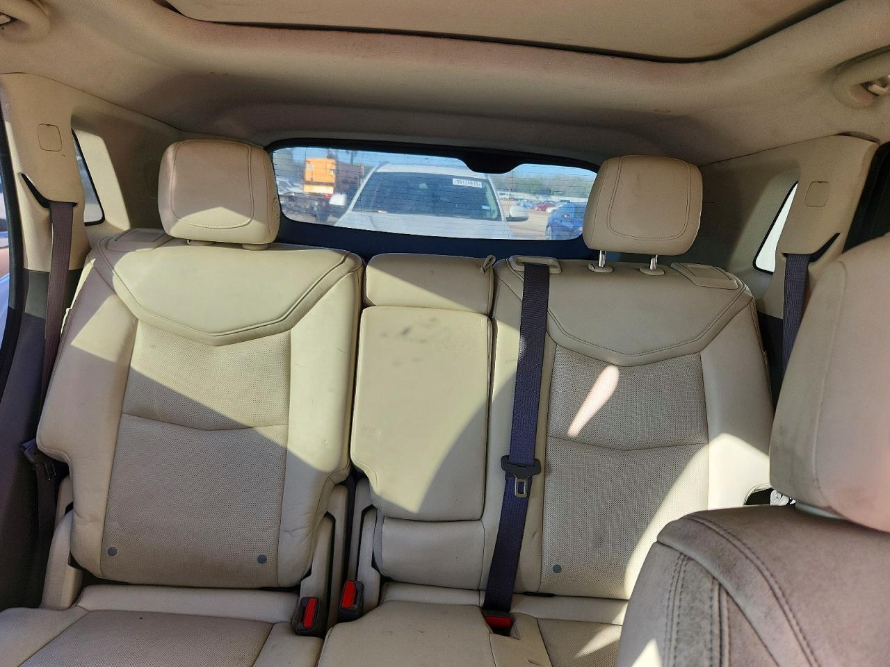 2017 CADILLAC XT5