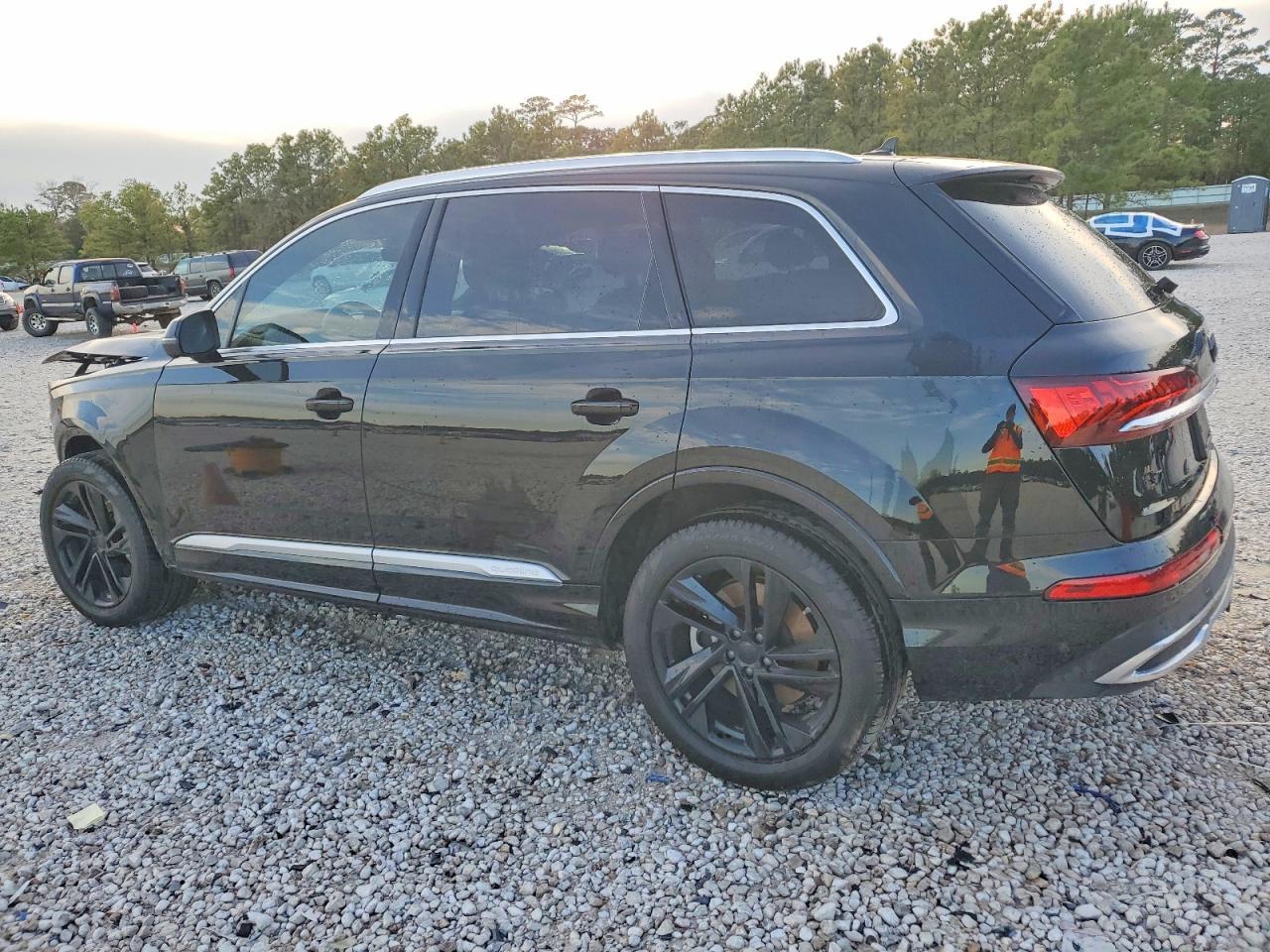 2023 AUDI Q7