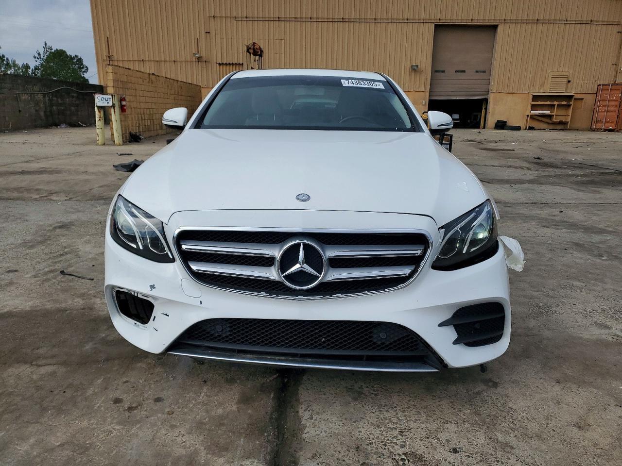 2017 MERCEDES-BENZ E-Class