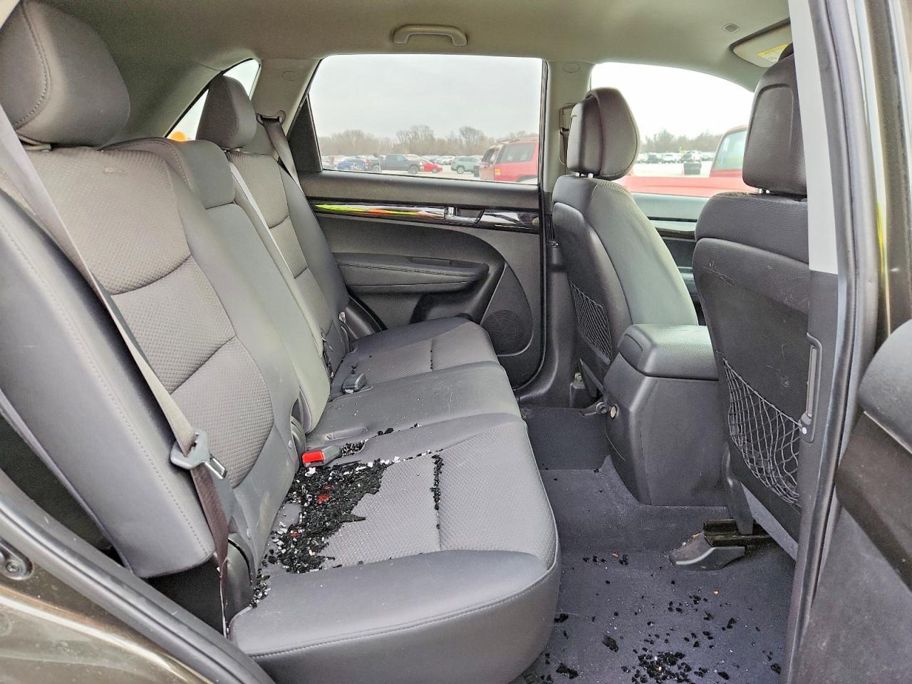 2011 KIA SORENTO