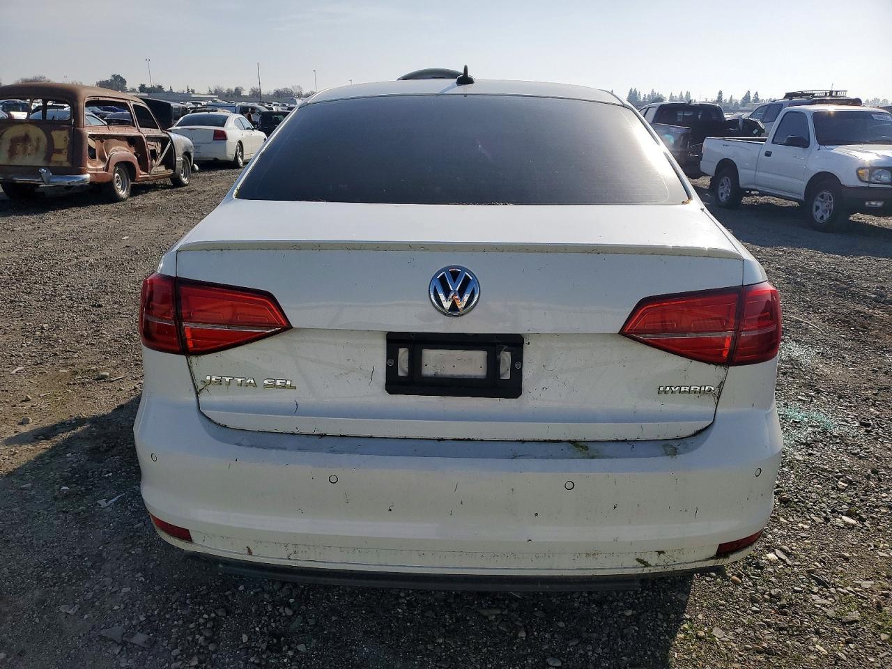 2016 VOLKSWAGEN JETTA