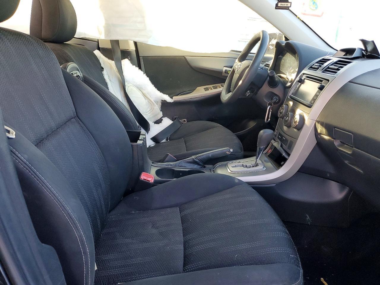 2013 TOYOTA COROLLA