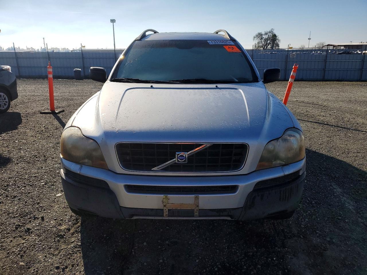 2004 VOLVO XC90