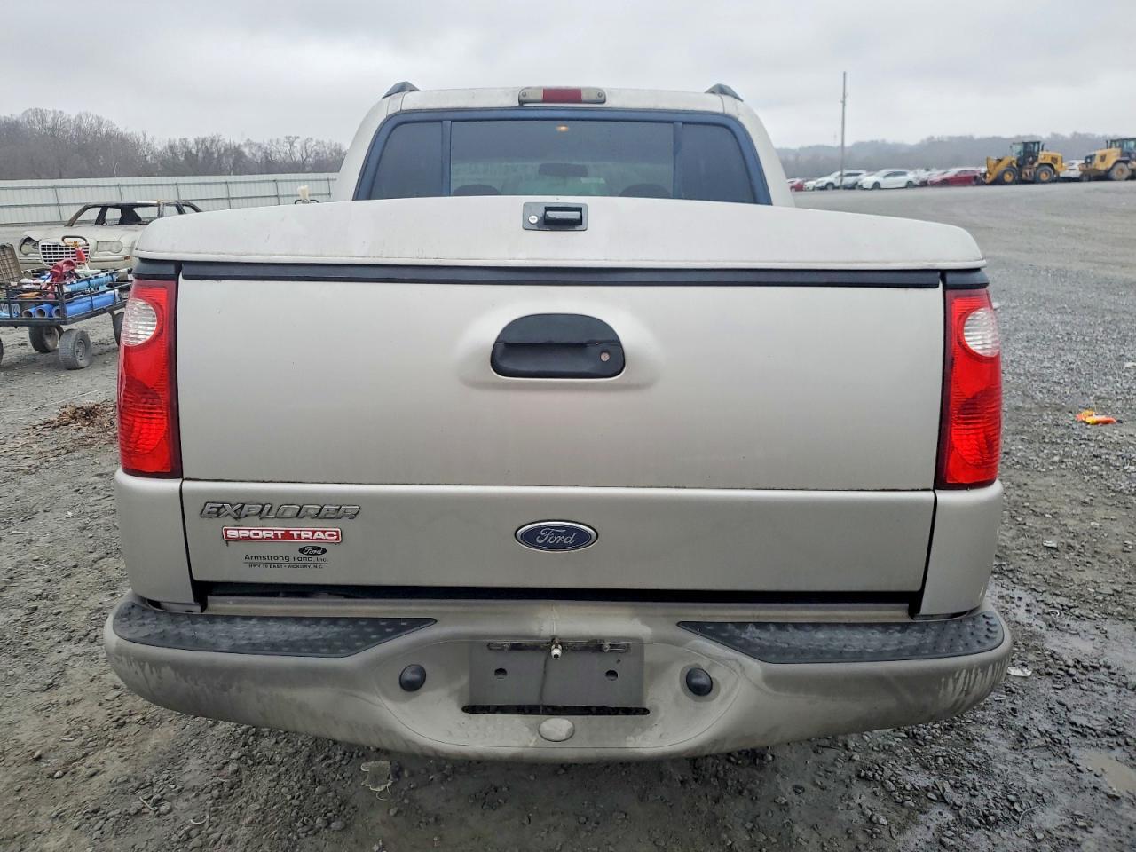 2002 FORD Explorer Sport Trac