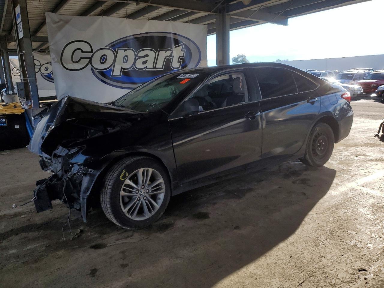2015 TOYOTA CAMRY
