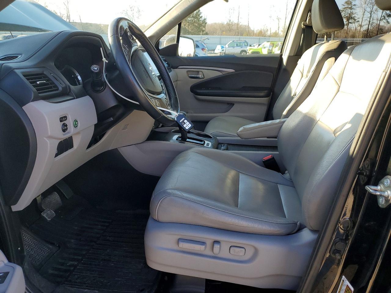 2017 HONDA PILOT