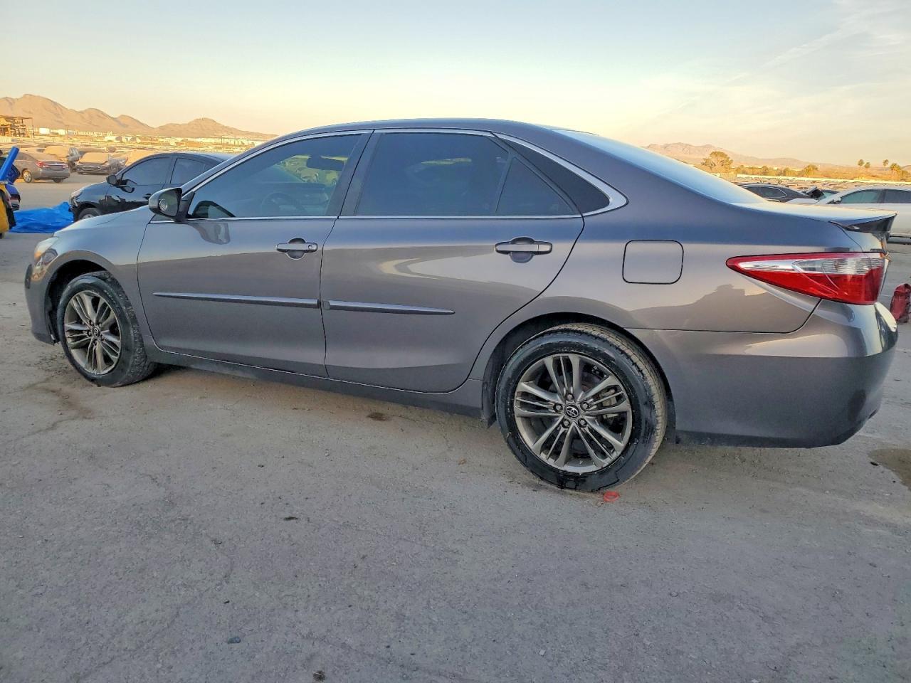 2017 TOYOTA CAMRY