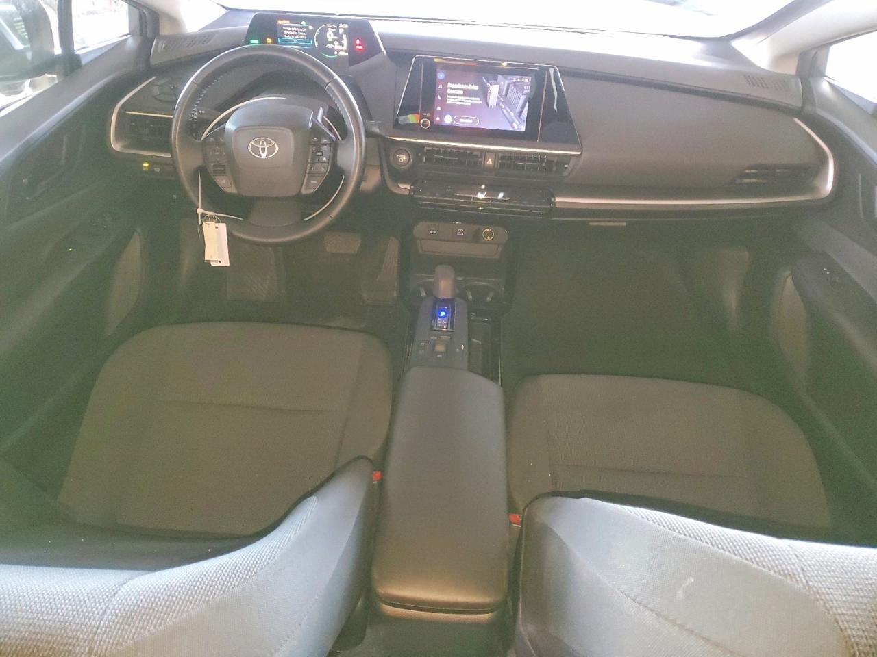 2024 TOYOTA PRIUS