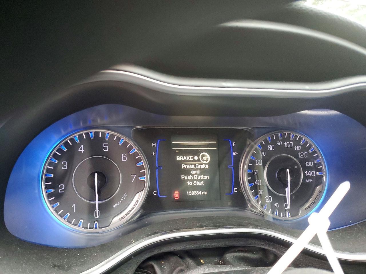 2015 CHRYSLER 200