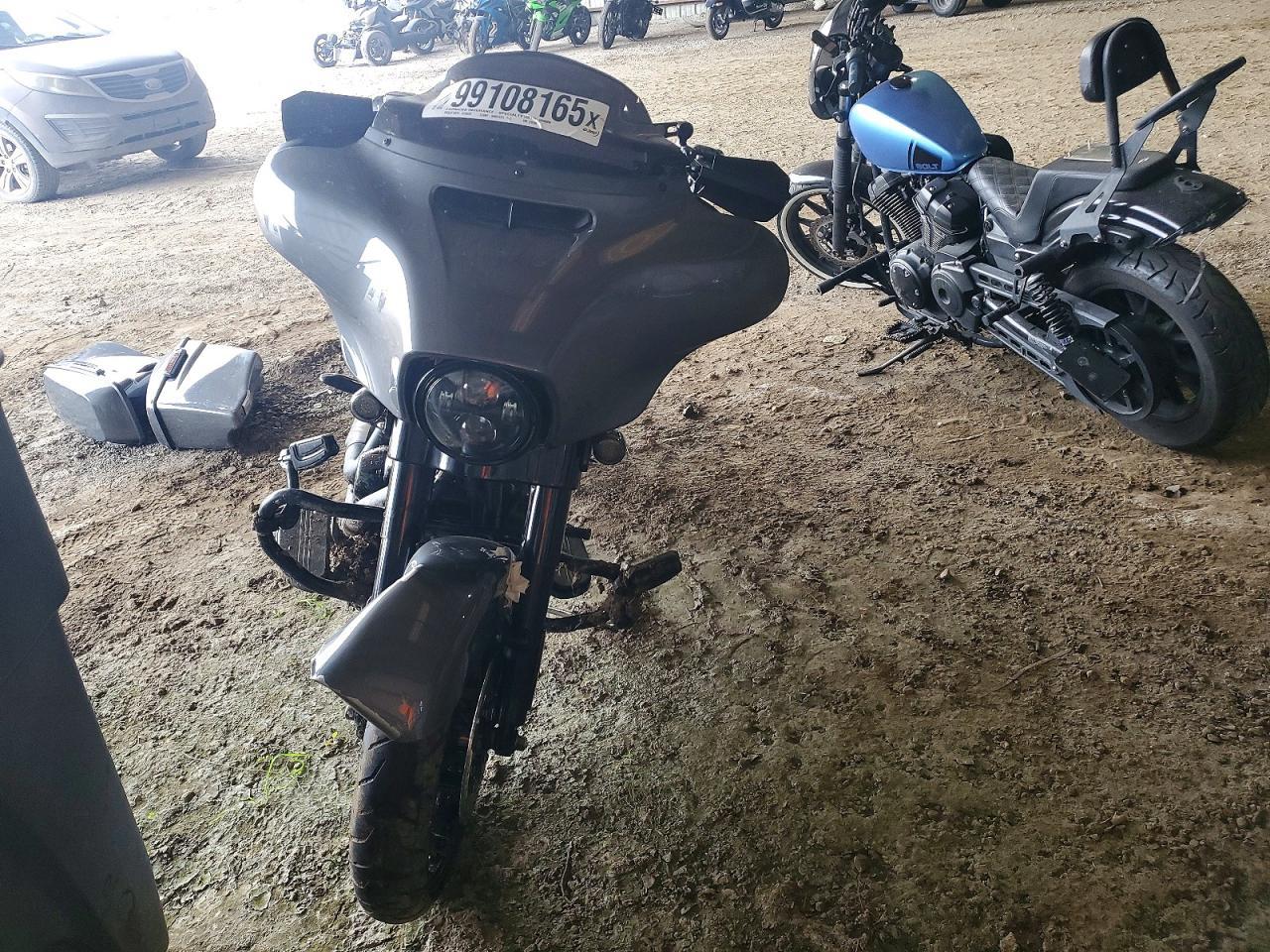 2021 HARLEY-DAVIDSON Flhxs