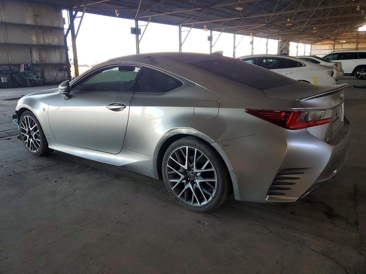 2017 LEXUS RC 200t