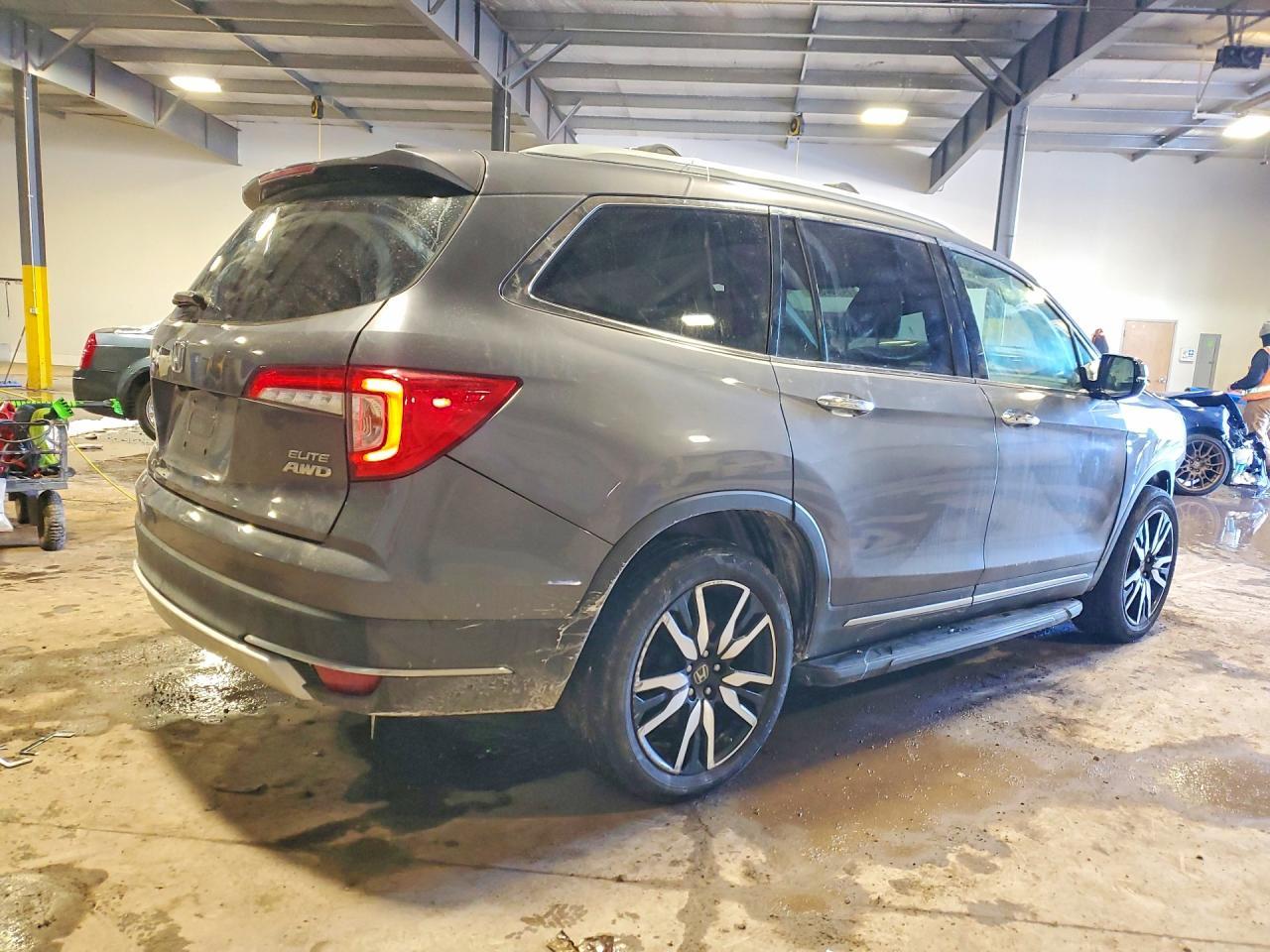 2020 HONDA PILOT
