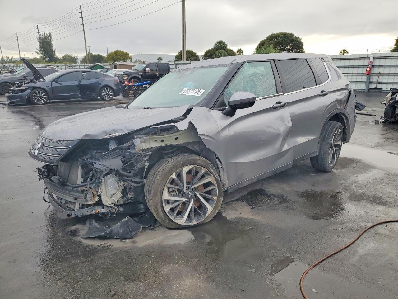 2022 MITSUBISHI outlander