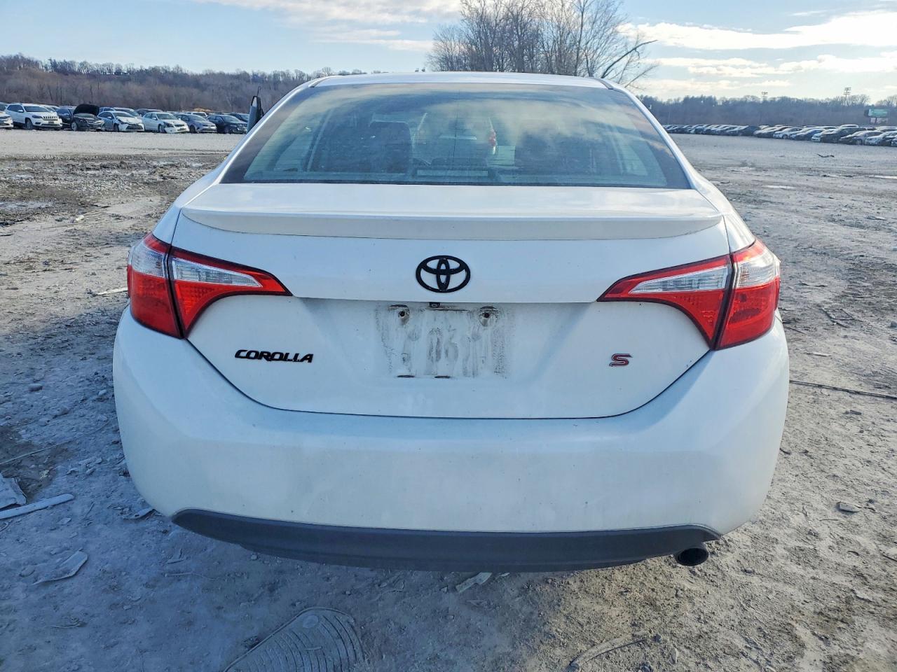 2015 TOYOTA COROLLA