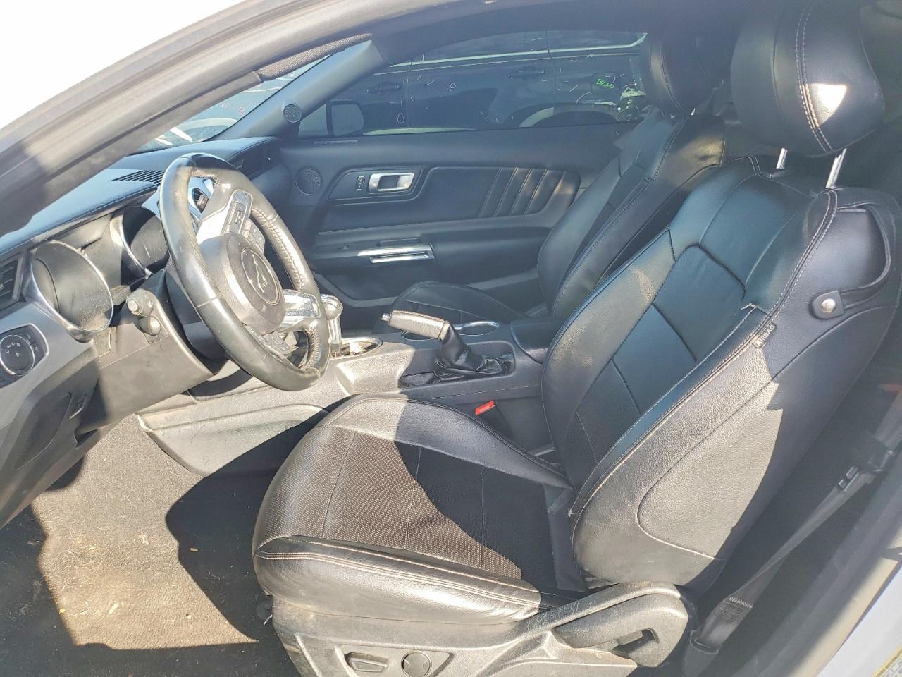 2021 FORD MUSTANG