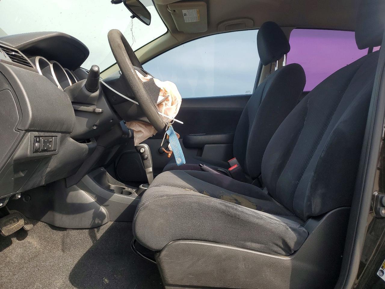 2010 NISSAN VERSA