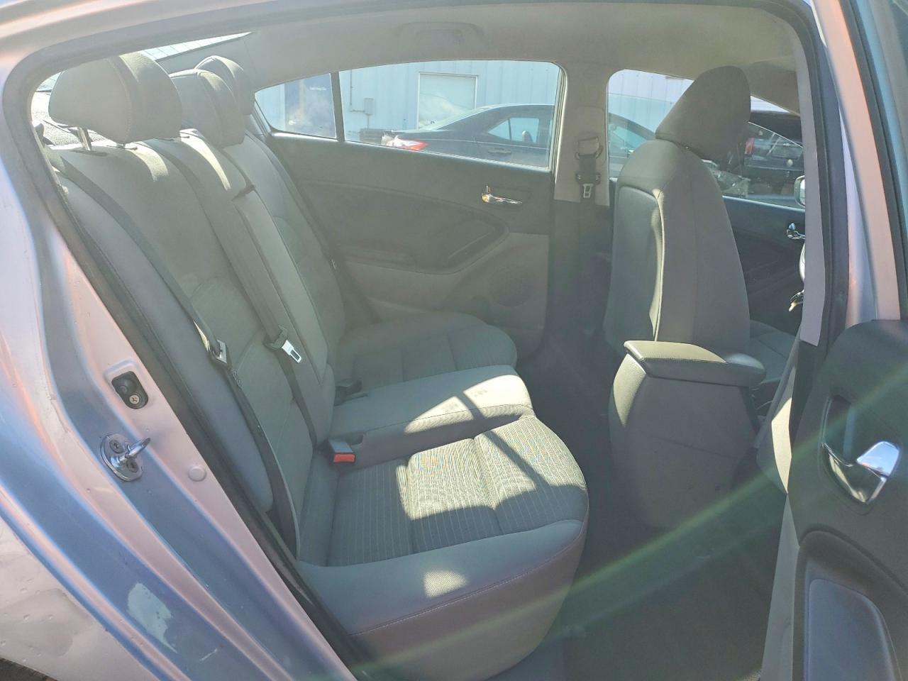 2016 KIA FORTE