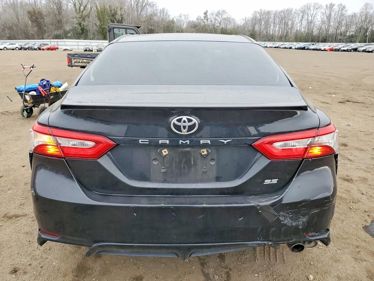 2018 TOYOTA CAMRY