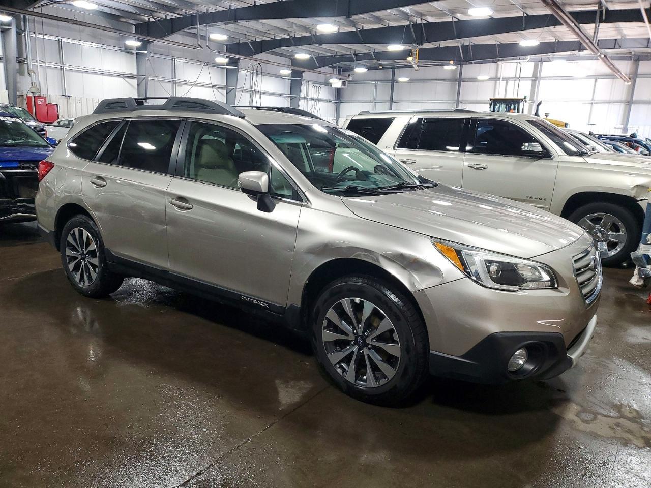 2015 SUBARU Outback