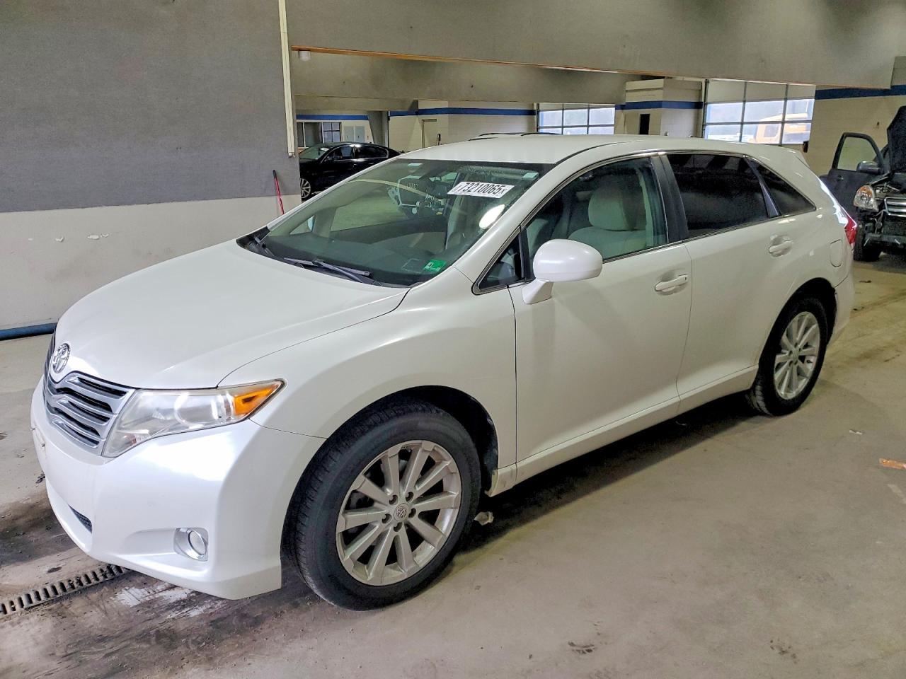 2010 TOYOTA VENZA